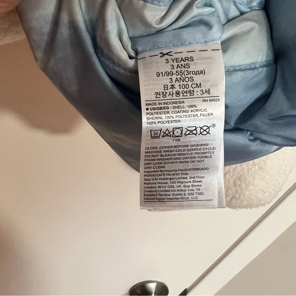 EUC reversible puff jacket - Picture 3 of 3